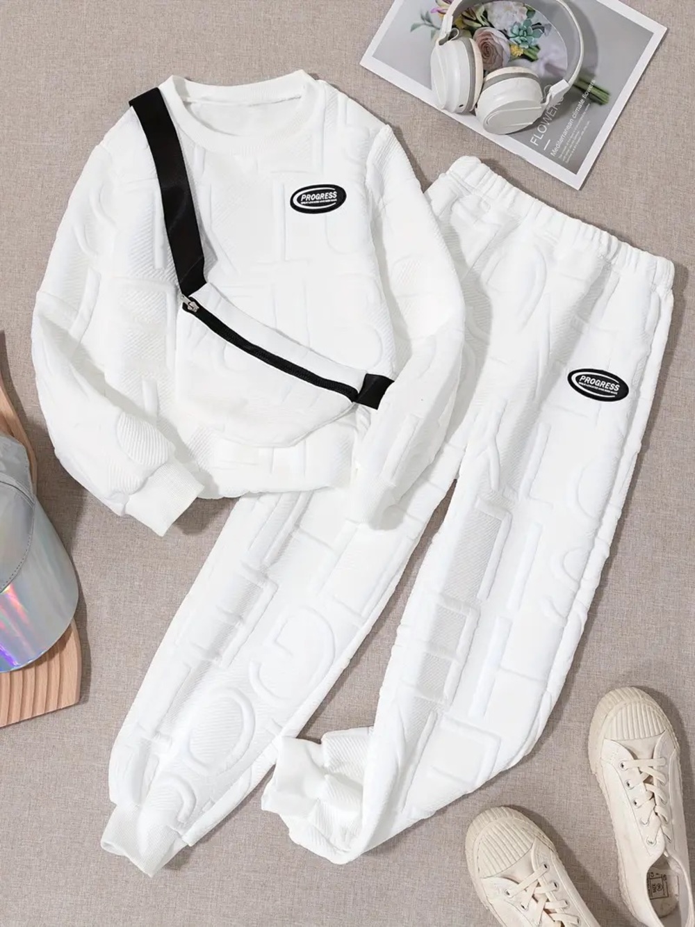 Kids' White Quilted Sweatshirt & Jogger Set with Fanny Pack Size 9Y New